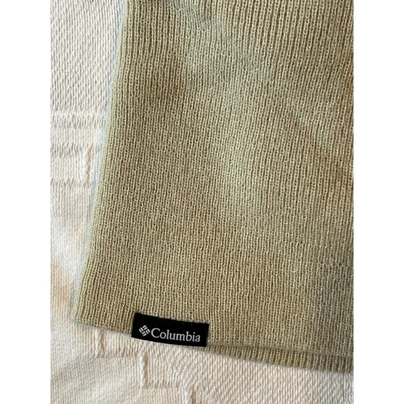 Columbia Flag Beige Acrylic Knit Cap - Picture 3 of 6